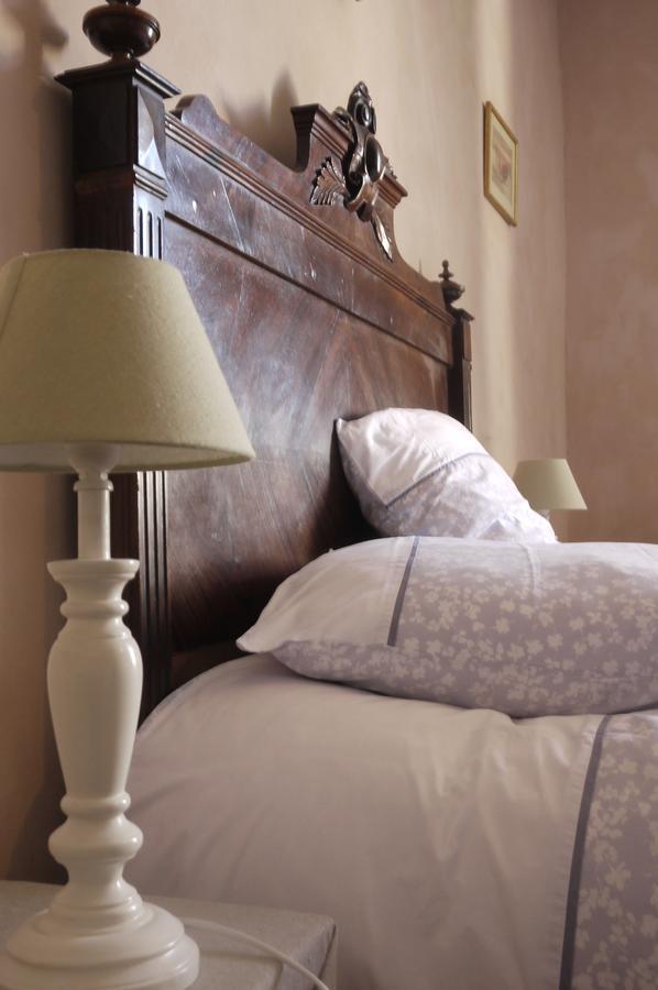Domaine De Puytirel Bed & Breakfast Champagne-et-Fontaine Exterior photo